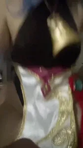 黑丝大奶甘雨cos女上，胸前的铃铛一直在响