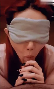 大屌被小母狗舔的好舒服