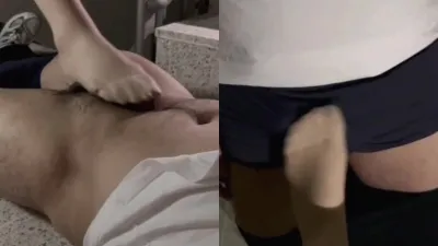 下班了也不老实 拉着肉丝脚邻居楼道里来了