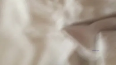 午休和美女同事开房打炮~同事笑得很灿烂太骚了受不了