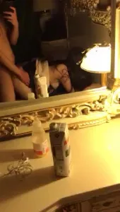 留学期间对镜后入