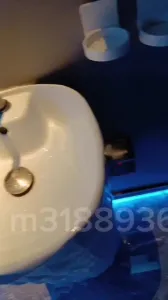 [原创] 落地窗人妻穿白色老爹鞋和我ktv偷情无套交尾