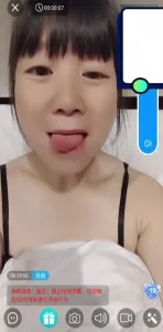 【章哥经典】裸聊喜欢棒棒糖