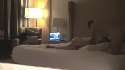 【淫妻】和搔妻一起多人活动日常