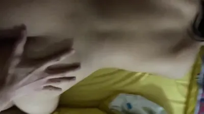 午休时间和大屁股熟女阿姨在她家偷情,屁股肉多肥美操起来柔软无比太爽了