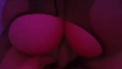 珠海大胸大屁股妹妹