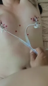 滴蜡加电击乳夹 下个场景 外卖小哥