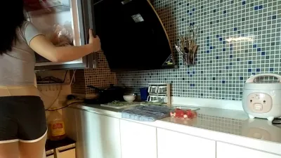 [原创] 小骚货说饿了想吃沙拉，直接来吃鸡吧