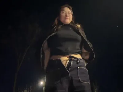 快手上的大奶骚逼各种场合露出（合集看简）