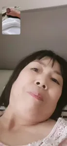 【雨哥原创】裸聊良家人妻！看到我大鸡吧几下她的白浆就出来了