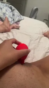 E奶人妻自慰求操