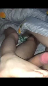 女友足交，有喜欢女友脚的嘛