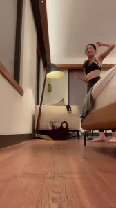 瑜伽老师！身材是真的好 柔软的线条