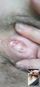 【雨哥91】阿姨的骚逼水真多！实拍裸聊良家阿姨各种上帝视角扣逼给我看