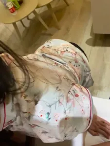 安徽约艹兼小护士,旗袍黑内!叫声一流,活好水多!同城可推资源!