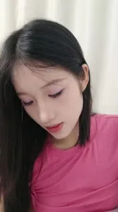 九亿少男梦 极品校花! 身材完美 吃鸡互舔 主动骑乘 卫生间后入~啪