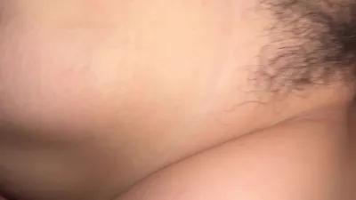 绿帽视角把极品母狗操的白浆乱流