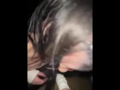 真实大二学生，车震！露脸！  私信交换女友视频～