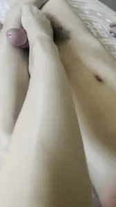 骚女友自己拍的足交