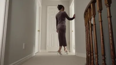 寂寞家庭少妇 熟女老公常年在外 性欲望极强