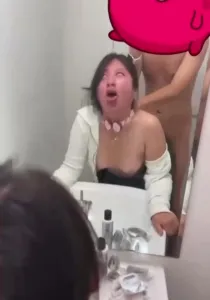 你这么骚你男友知道么大奶长腿性感骚母狗 背着男友沦为胯下玩物