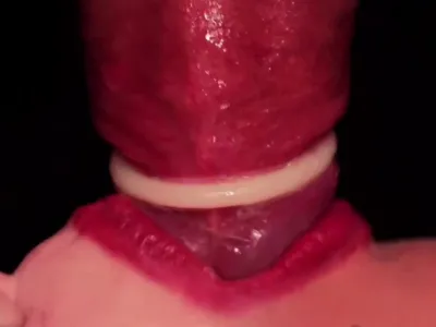 老婆给单嘴巴戴套口爆