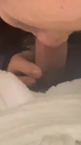 约炮美乳苗条熟女深情口活真舒服舌头在里面打转吞吐力度很强