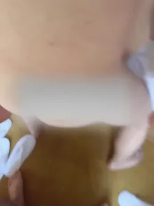 陌生男人和女友无套3p