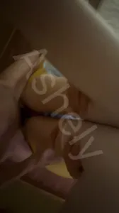 白嫩小母狗女仆装