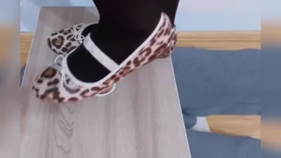 朵朵大人模拟剧情惩罚贱狗鸡吧