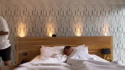 绿帽老公带着媳妇约炮单男,自己在一旁拍摄