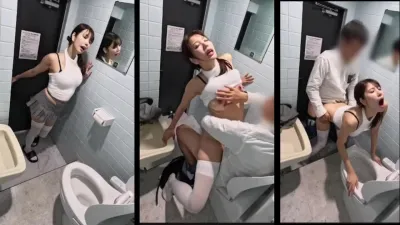 巨乳母狗饥渴难耐,直接来厕所无套中出她,完美露脸