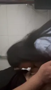 药店小护士露脸沉浸口交最后口爆吞精