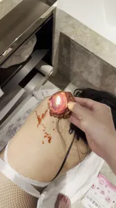 [原创] 浴室滴蜡调教骚母狗