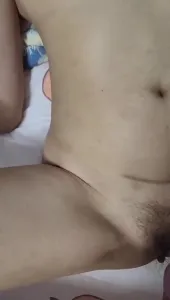 小骚货被操爽了一直淫叫