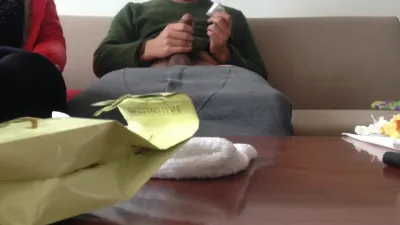 隔壁少妇老公刚出差就情不自禁坐上来 疯狂仙女座骑乘