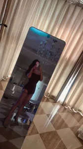 包臀裙少妇对着镜子狂操